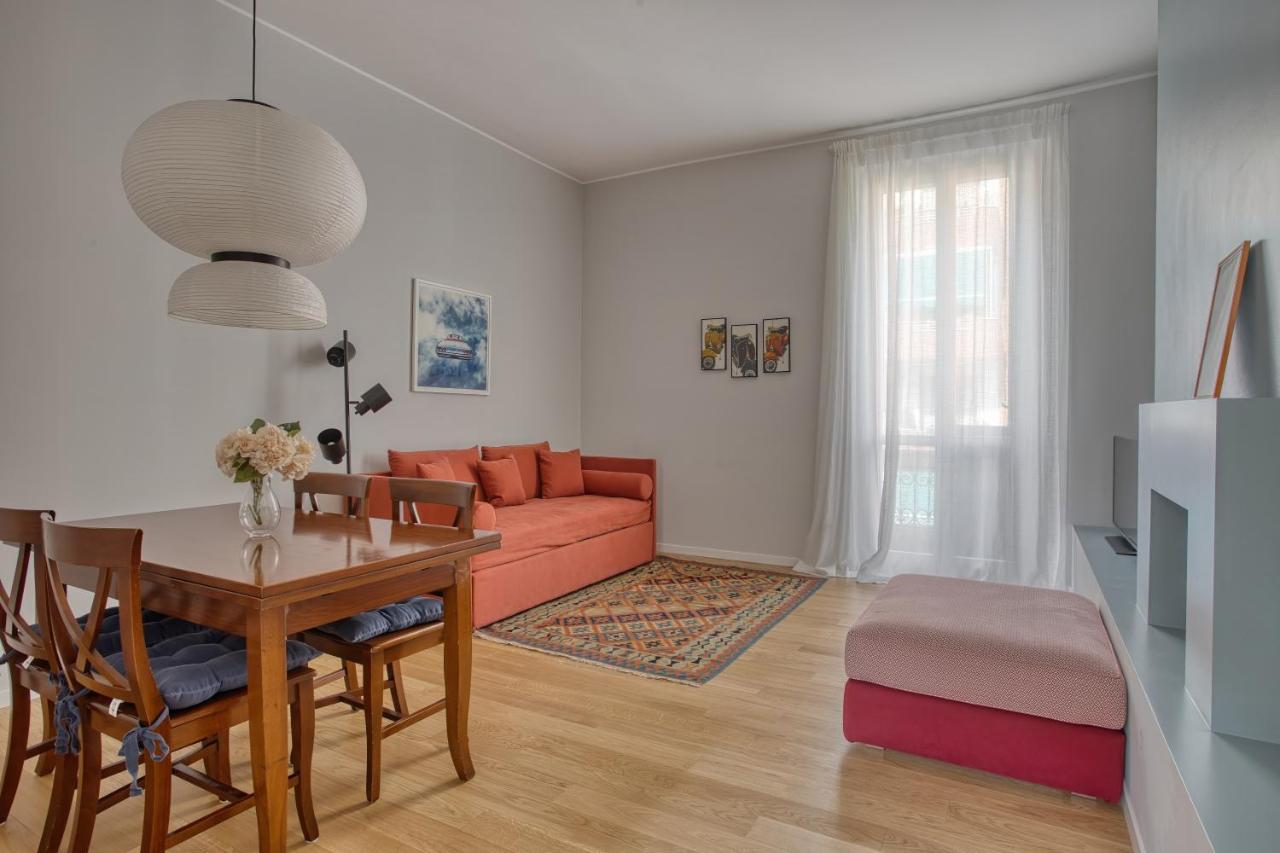 Ferienwohnung Joivy Lovely Apt, Easy Access To Centre Mailand Exterior foto