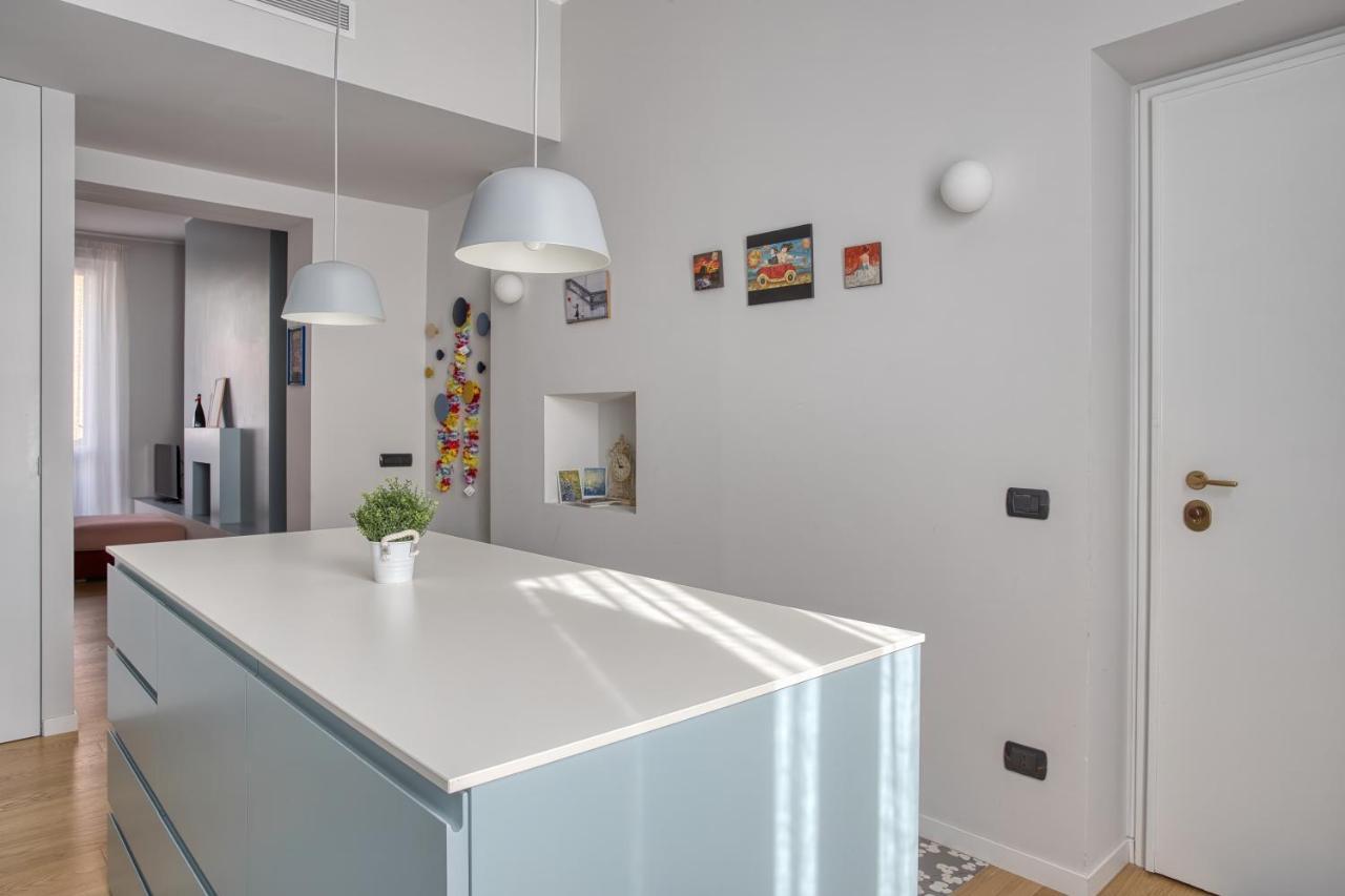 Ferienwohnung Joivy Lovely Apt, Easy Access To Centre Mailand Exterior foto