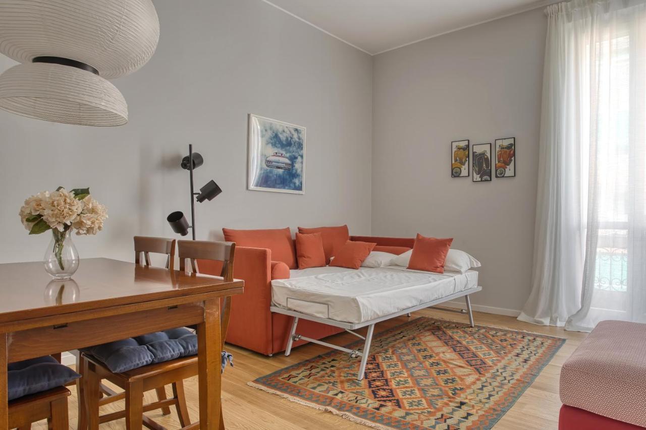 Ferienwohnung Joivy Lovely Apt, Easy Access To Centre Mailand Exterior foto